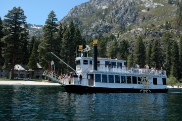 Emeral Bay Cruise, The Tahoe Gal cruises on Lake Tahoe lunch cruise