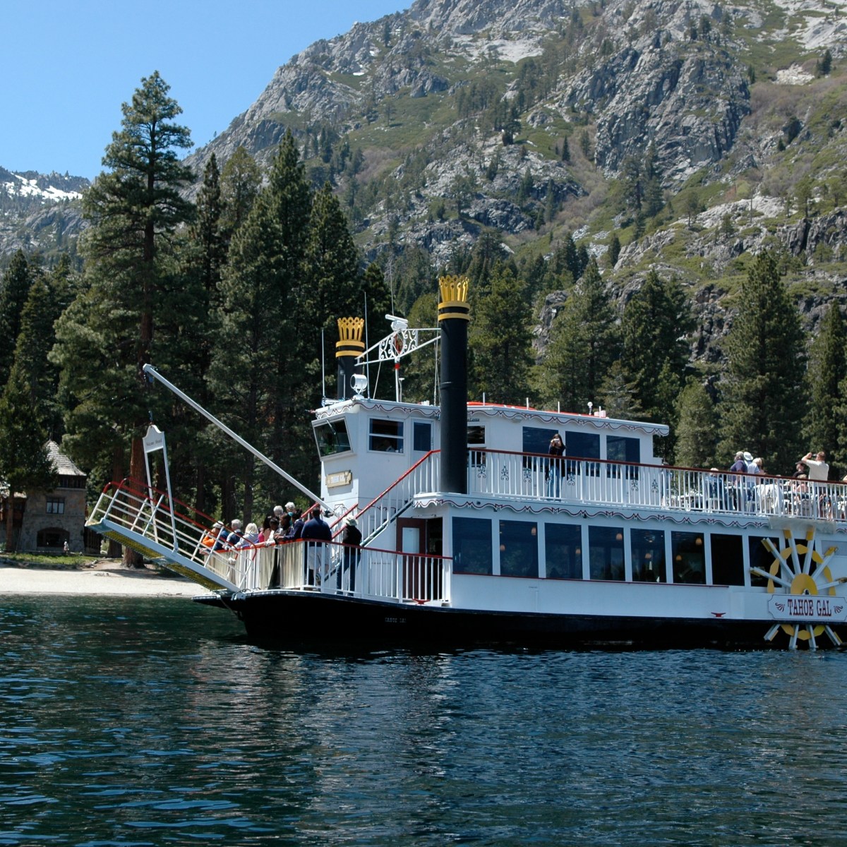 Emeral Bay Cruise, The Tahoe Gal cruises on Lake Tahoe lunch cruise